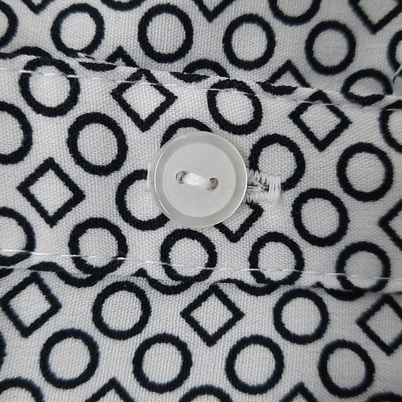 3X button front geometric print top blouse Notations Woman brand - Picture 4 of 9